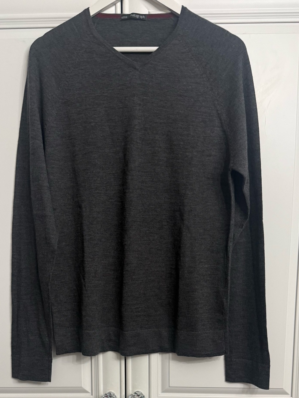 M & S Autograph Collection Men's Charcoal V-Neck Long Sleeve Wool Sweater Size M